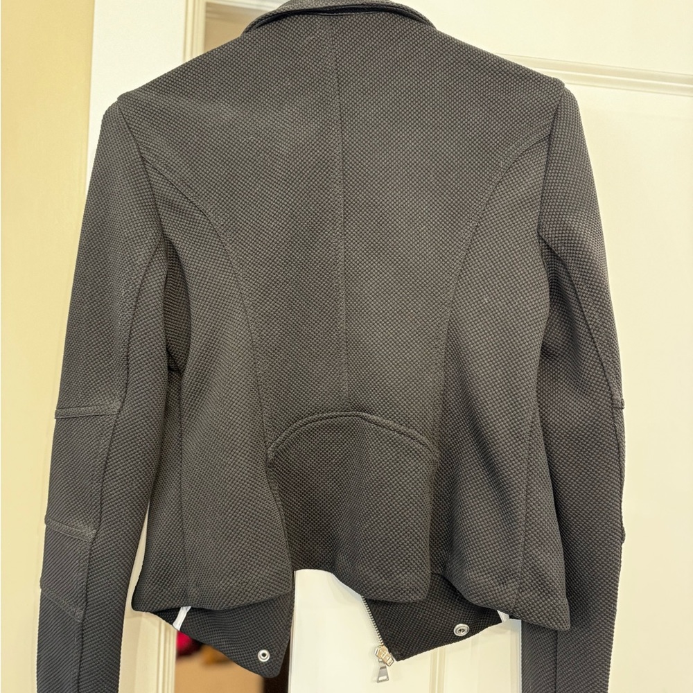 Express Jacket Size Small - Picture 2 of 6
